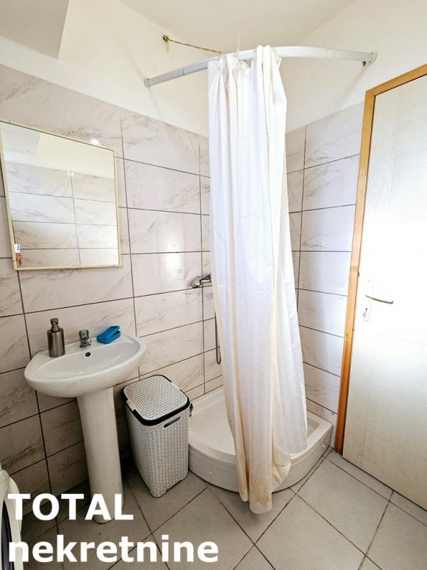 Slika 6 - Stan,NOVI SAD,SALAJKA,kv: 20.00, € 48000, ID: 1101312