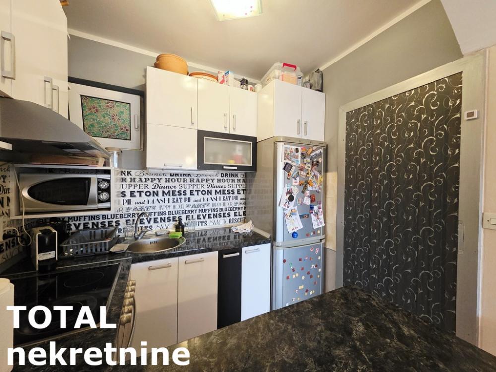 Slika 4 - Stan,NOVI SAD,BULEVAR,kv: 38.00, € 130000, ID: 1102802