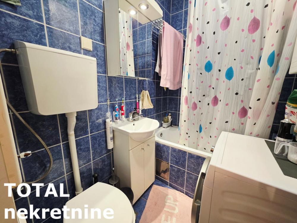 Slika 7 - Stan,NOVI SAD,BULEVAR,kv: 38.00, € 130000, ID: 1102802