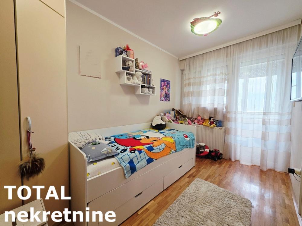 Slika 5 - Stan,NOVI SAD,BULEVAR,kv: 38.00, € 130000, ID: 1102802