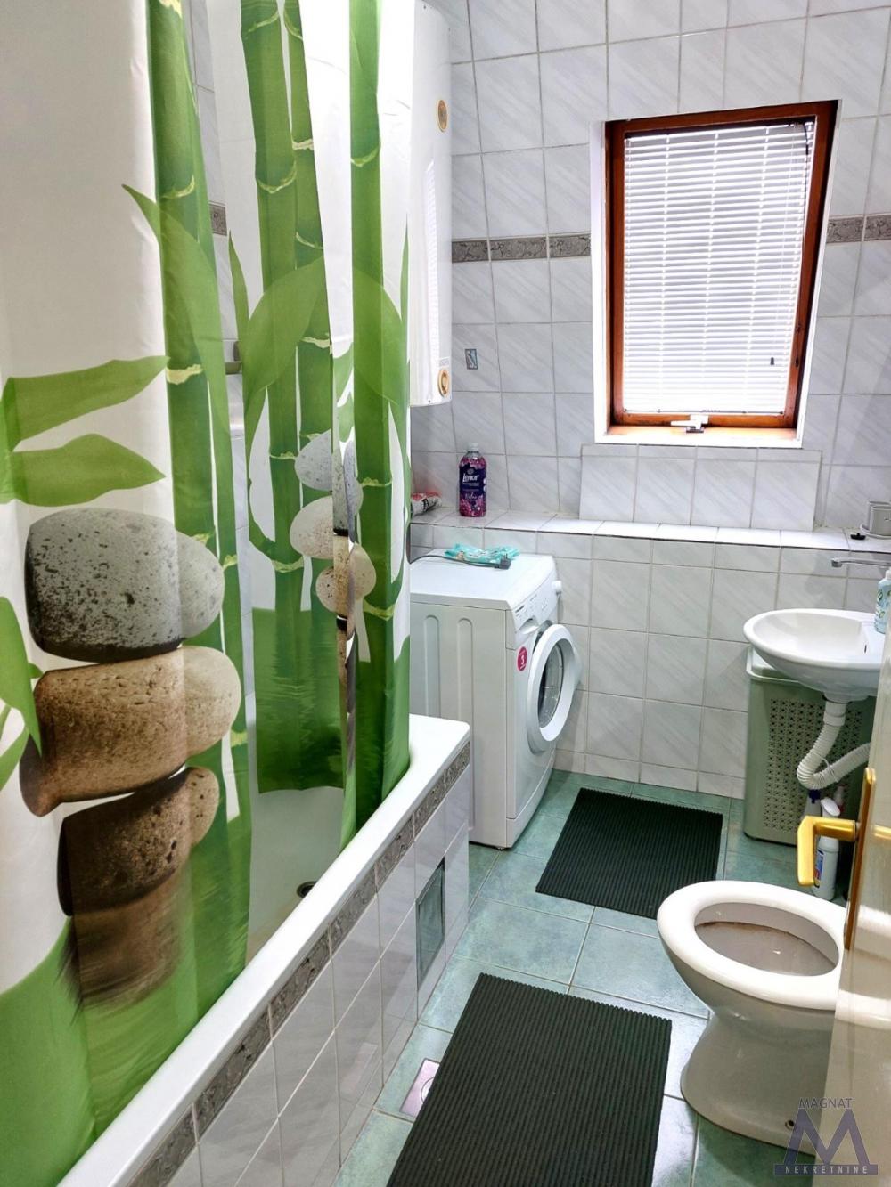 Slika 6 - Stan,NOVI SAD,BULEVAR,kv: 36, € 105000, ID: 1019392