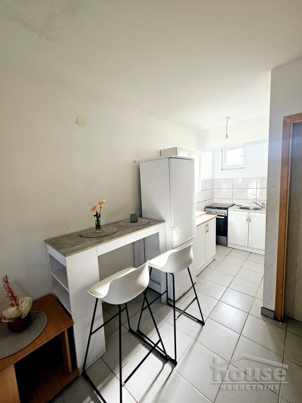 Slika 3 - Stan,NOVI SAD,SALAJKA,kv: 20.00, € 48000, ID: 1064464