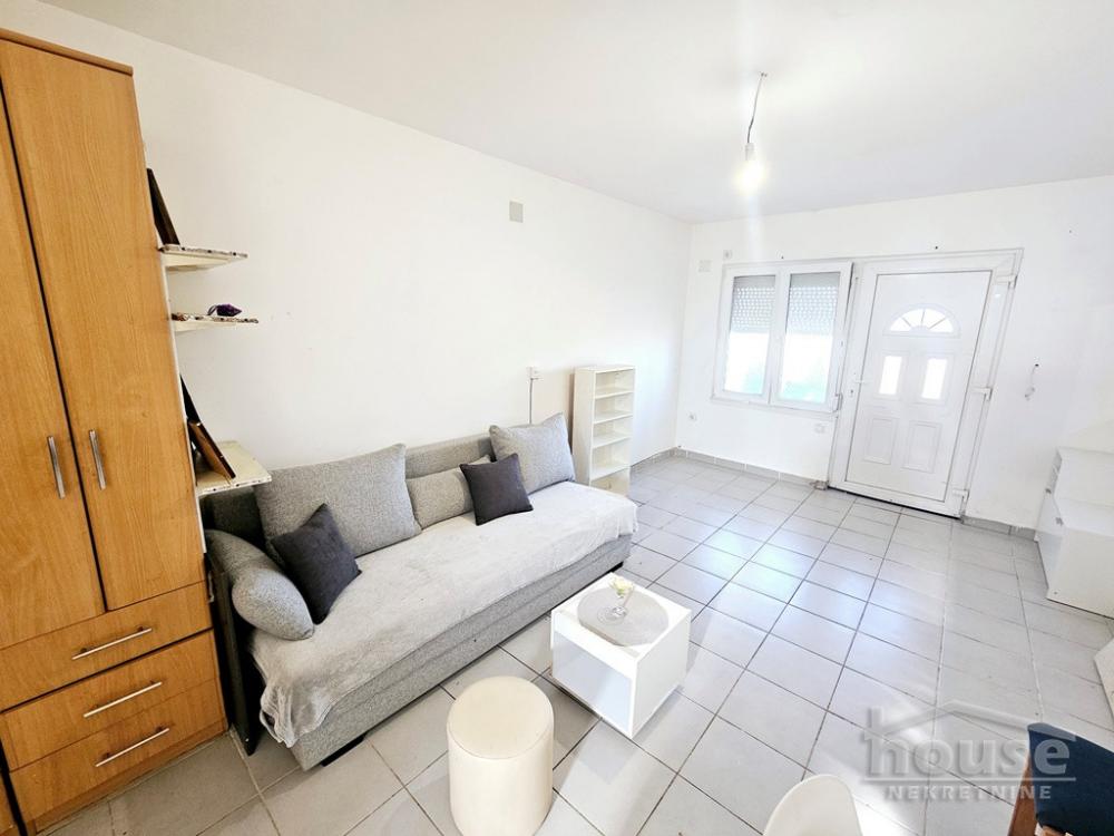 Slika 2 - Stan,NOVI SAD,SALAJKA,kv: 20.00, € 48000, ID: 1064464