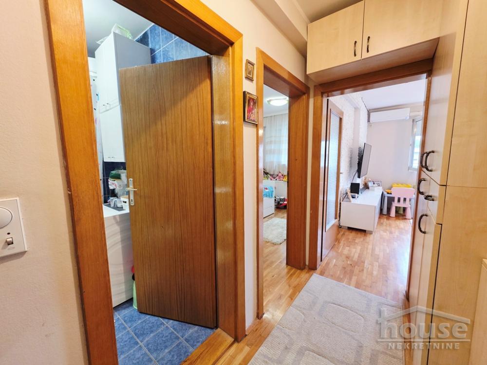 Slika 9 - Stan,NOVI SAD,BULEVAR,kv: 38.00, € 130000, ID: 1065956
