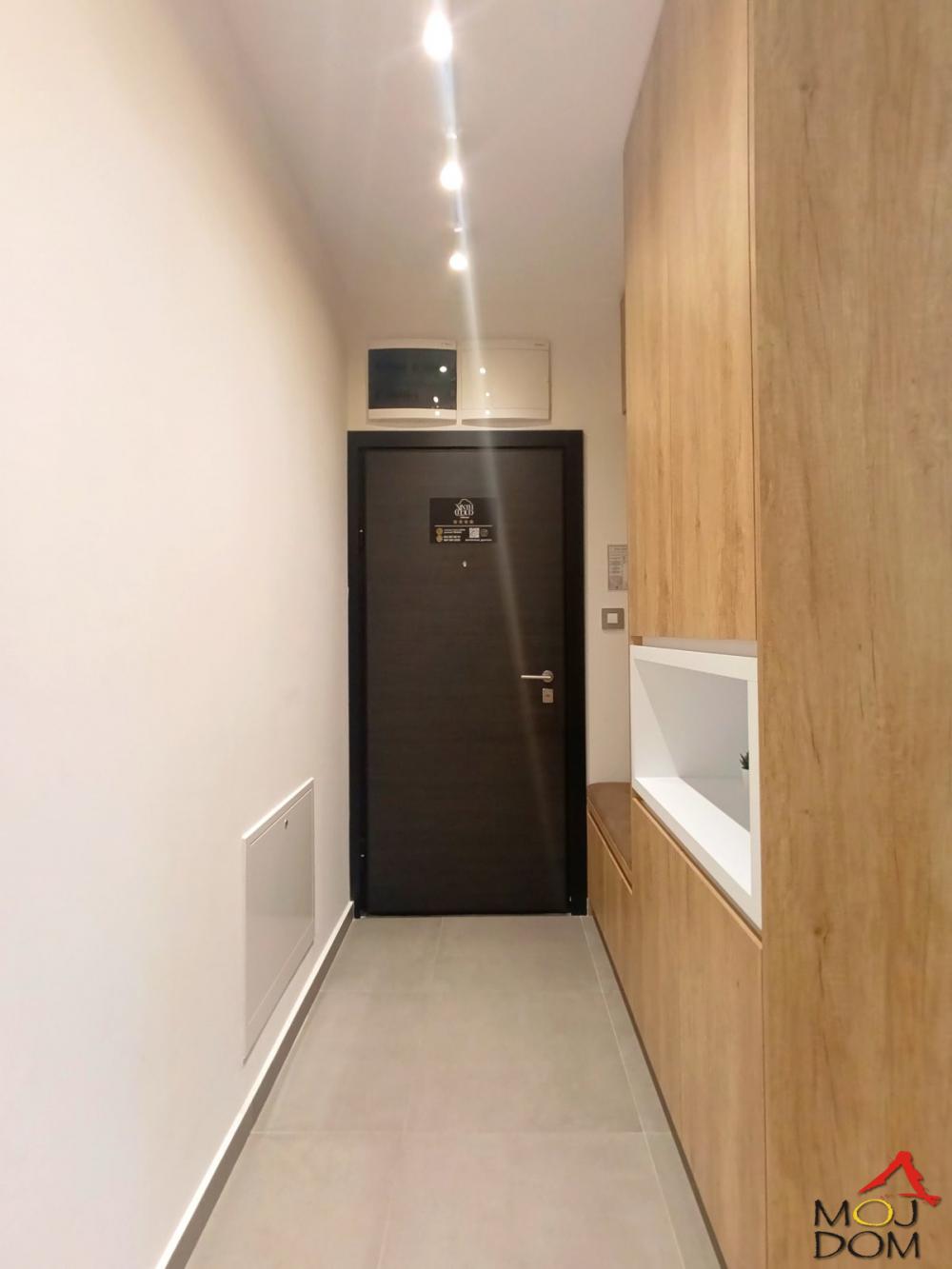Slika 9 - Stan,NOVI SAD,TELEP,kv: 50, € 185400, ID: 1032401