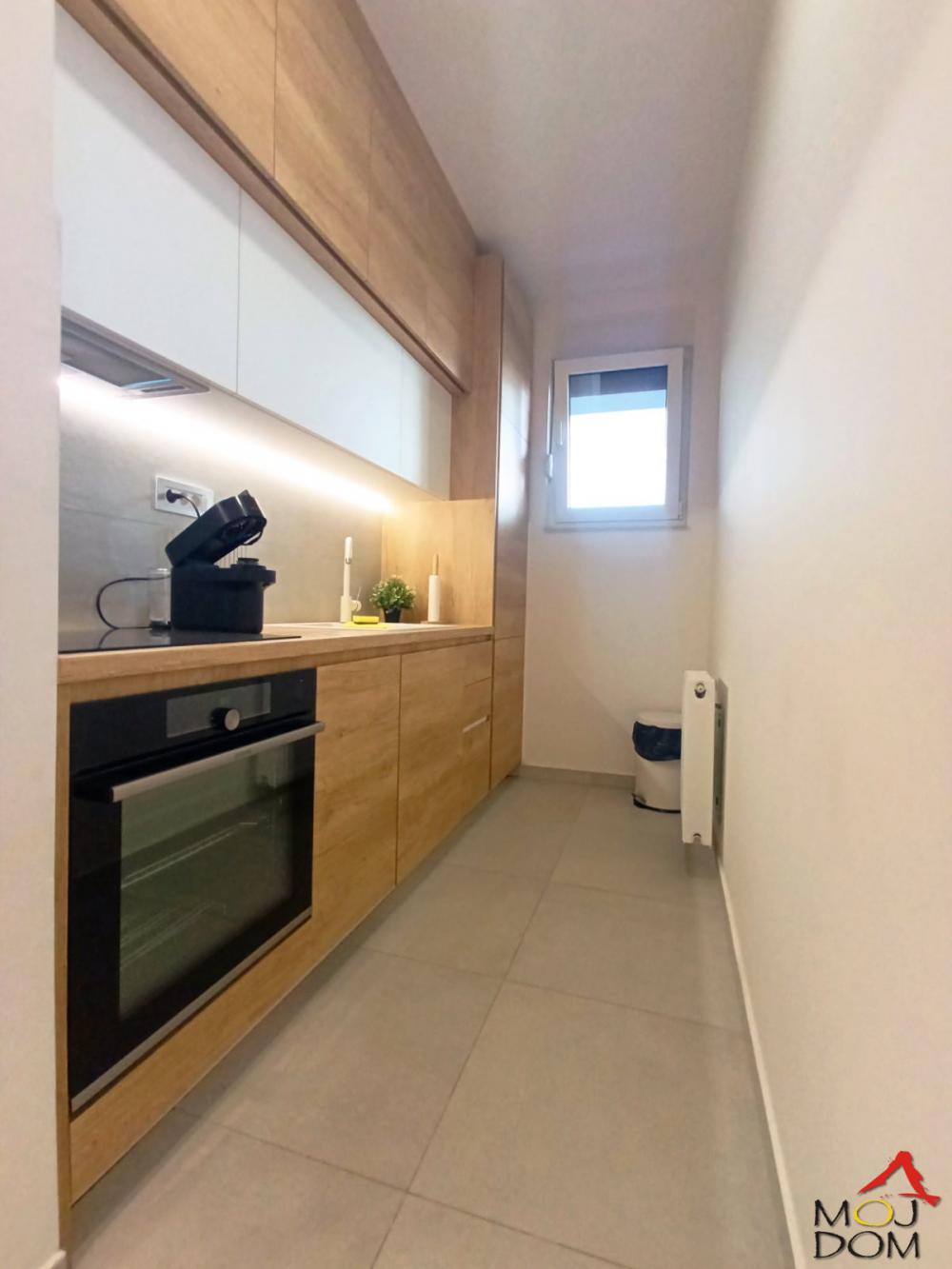 Slika 5 - Stan,NOVI SAD,TELEP,kv: 50, € 185400, ID: 1032401