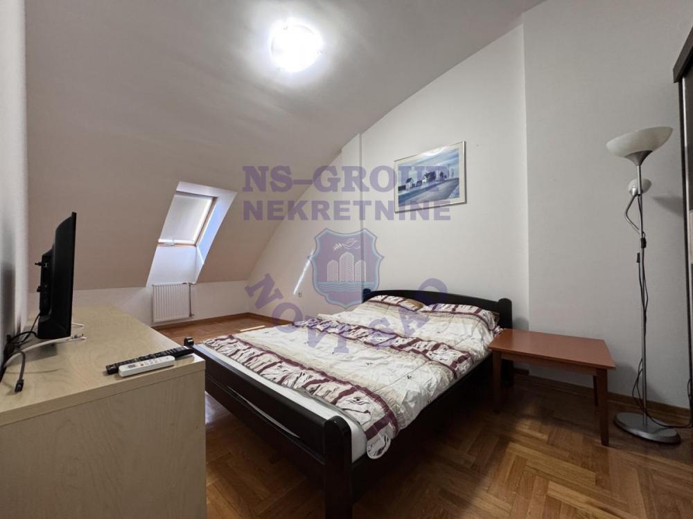 Slika 2 - Troiposoban, Novi Sad centar Novi Sad, sa terasom, ima lift