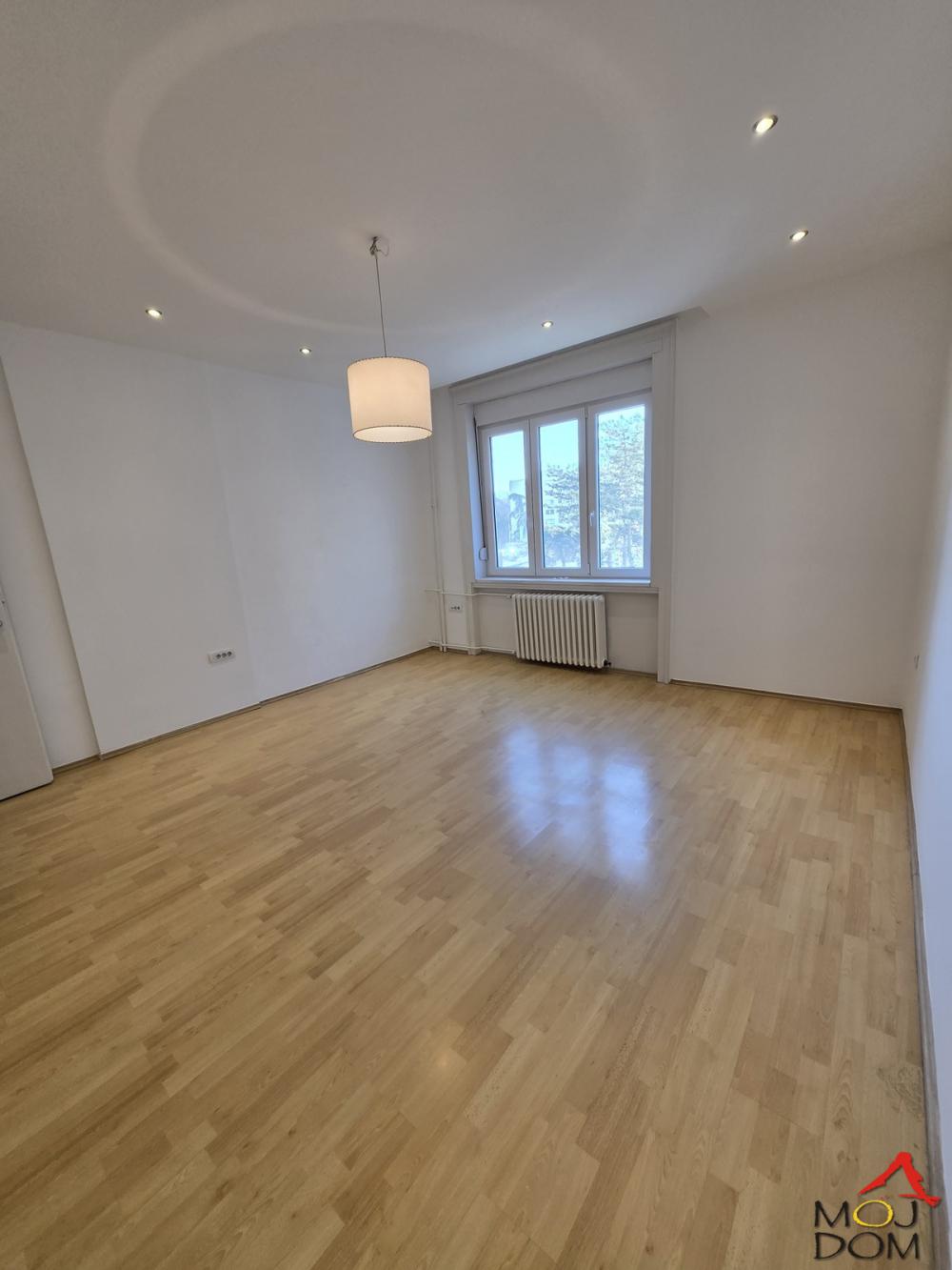 Slika 11 - Stan,NOVI SAD,KEJ,kv: 112, € 308000, ID: 1031930