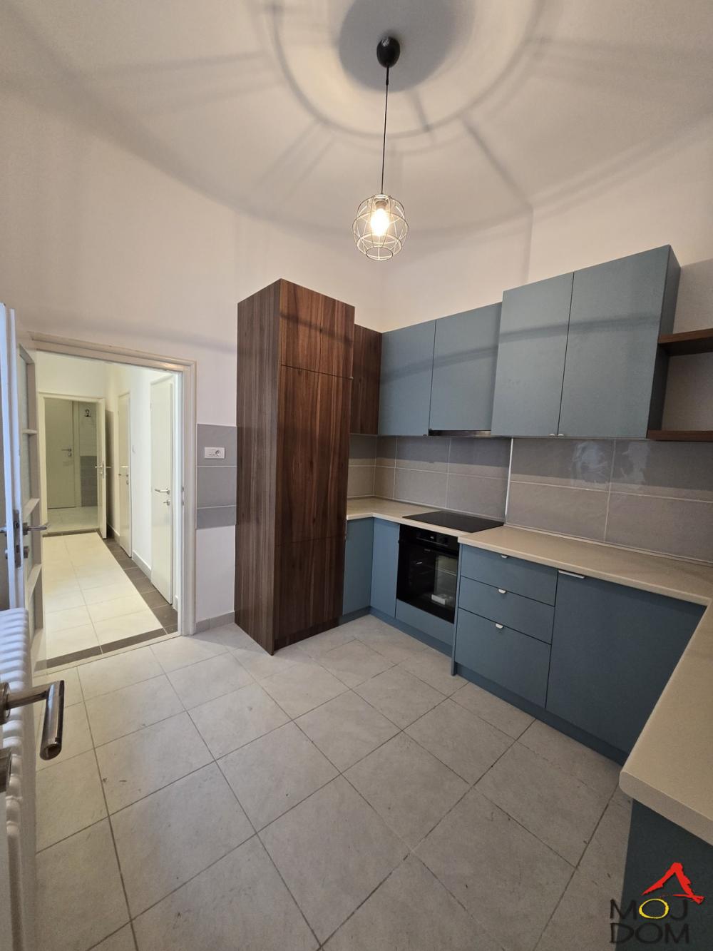 Slika 4 - Stan,NOVI SAD,KEJ,kv: 112, € 308000, ID: 1031930