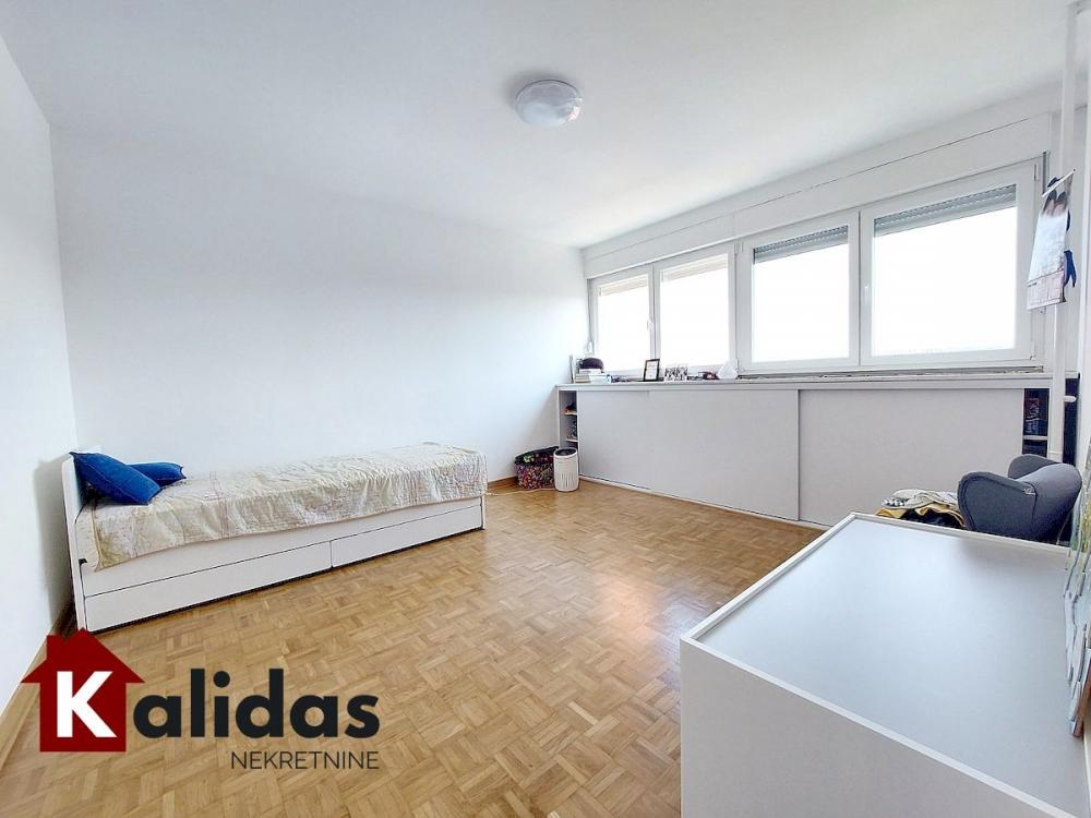 Slika 10 - Stan,NOVI SAD,LIMAN 1,kv: 77, € 302800, ID: 1008859