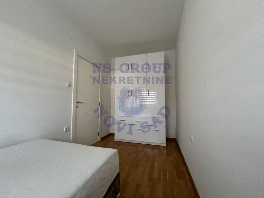 Slika 8 - Atraktivan jednoiposoban stan na Adicama.