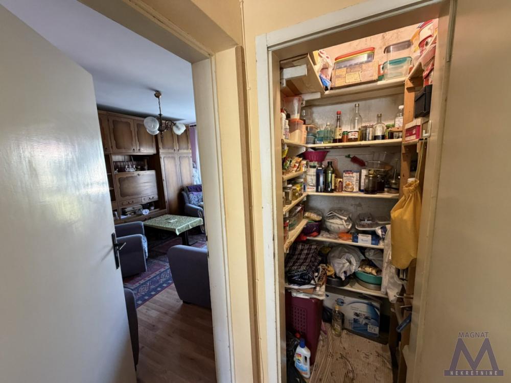 Slika 9 - Stan,NOVI SAD,ŽELEZNIČKA STANICA,kv: 49, € 108000, ID: 1019393