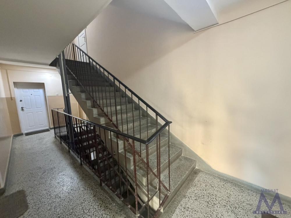 Slika 10 - Stan,NOVI SAD,ŽELEZNIČKA STANICA,kv: 49, € 108000, ID: 1019393