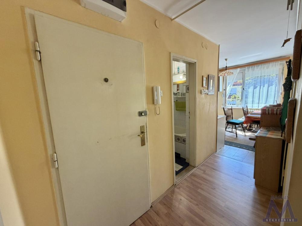 Slika 5 - Stan,NOVI SAD,ŽELEZNIČKA STANICA,kv: 49, € 108000, ID: 1019393