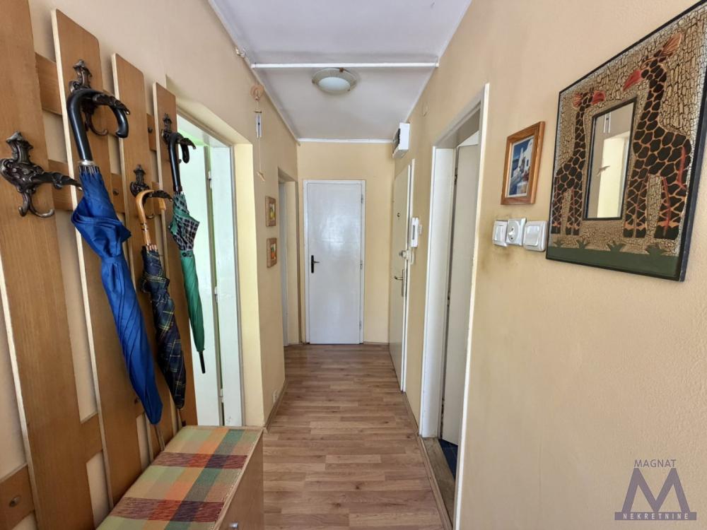 Slika 3 - Stan,NOVI SAD,ŽELEZNIČKA STANICA,kv: 49, € 108000, ID: 1019393