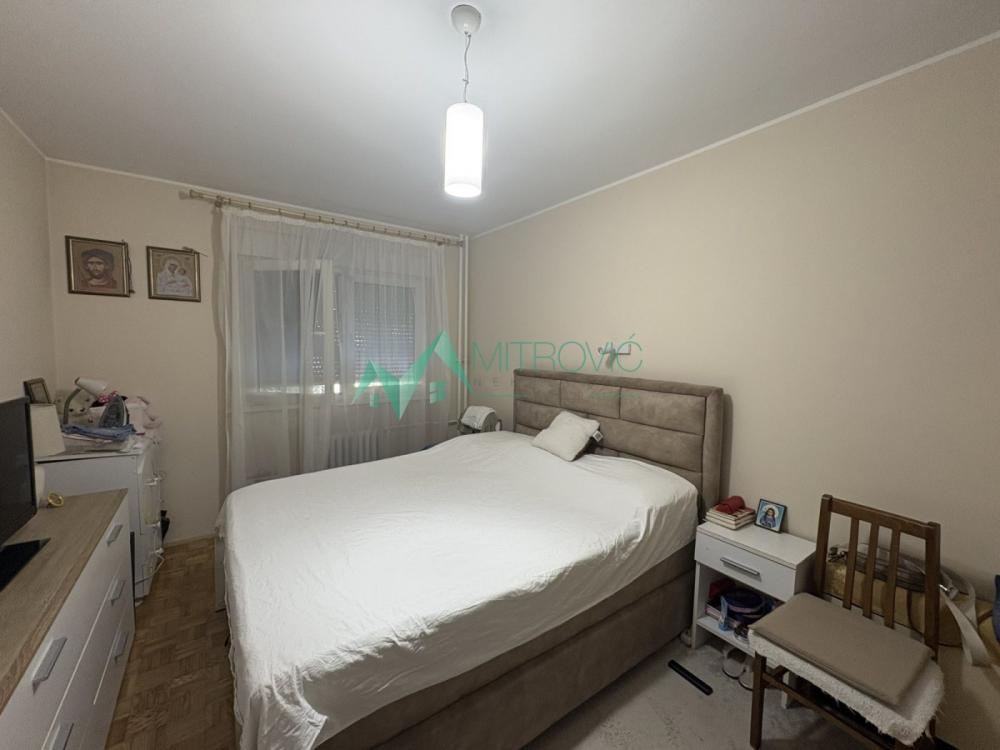 Slika 3 - Dvosoban stan u blizini Železničke stanice- (Šifra: 1004454) 