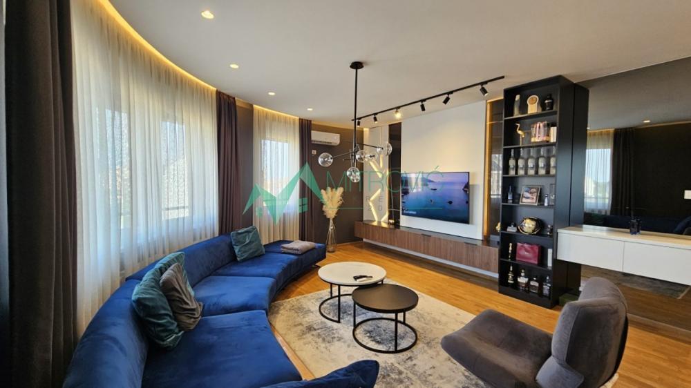 Glavna slika -Potpuno sređen, useljiv stan na Podbari – 81m² 