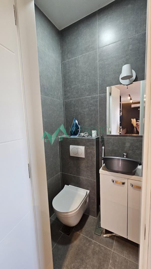 Slika 10 - Potpuno sređen, useljiv stan na Podbari – 81m² 