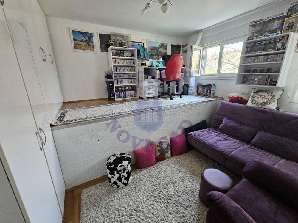 Slika 9 - 567646-Dvoiposoban stan na Novom Naselju