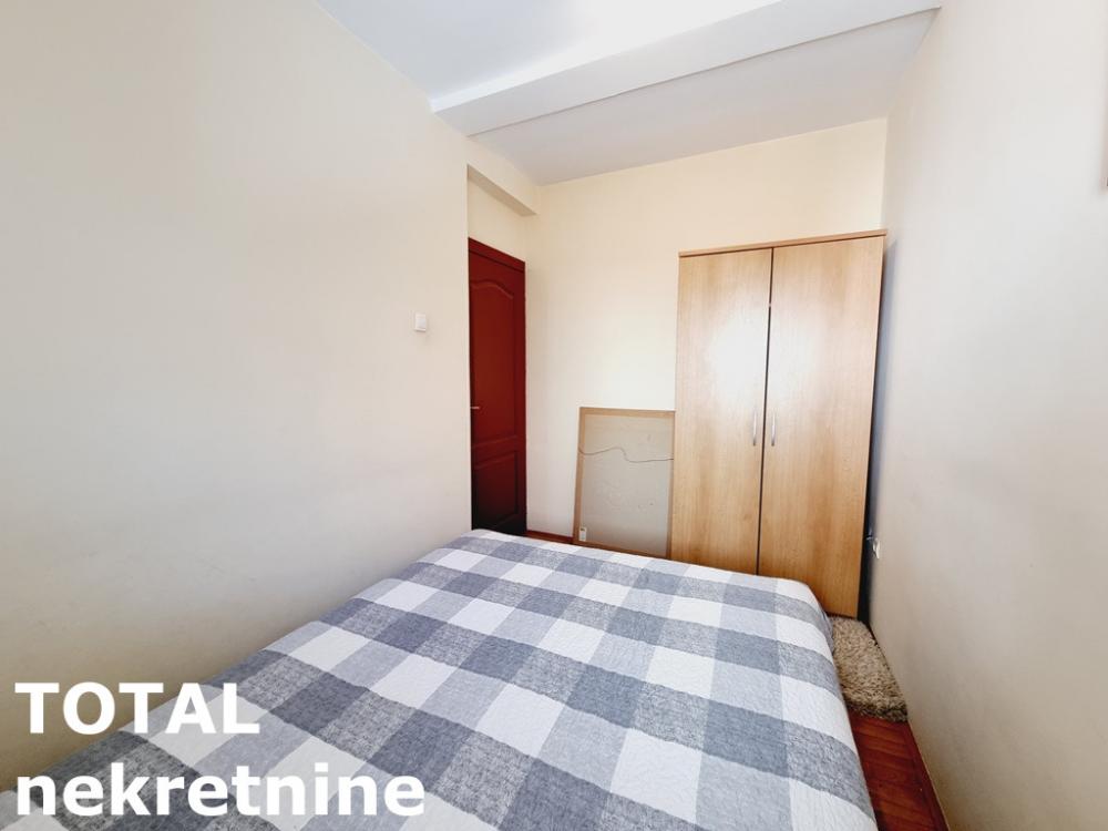 Slika 5 - Stan,NOVI SAD,BULEVAR,kv: 47.00, € 156000, ID: 1100106