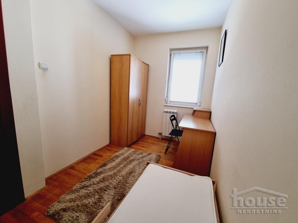 Slika 9 - Stan,NOVI SAD,BULEVAR,kv: 47.00, € 156000, ID: 1063258