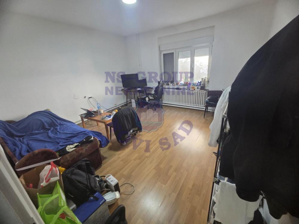 Glavna slika -Dvosoban, 50m2, Novi Sad centar Novi Sad