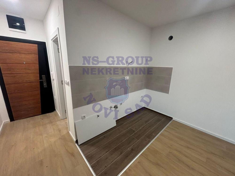 Glavna slika -Na prodaju petosoban stan 97 m2 na Adicama