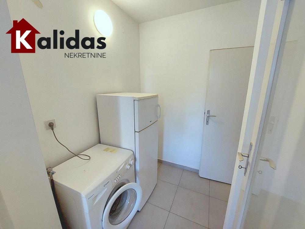 Slika 11 - Stan,NOVI SAD,BULEVAR,kv: 70, € 187460, ID: 1008861