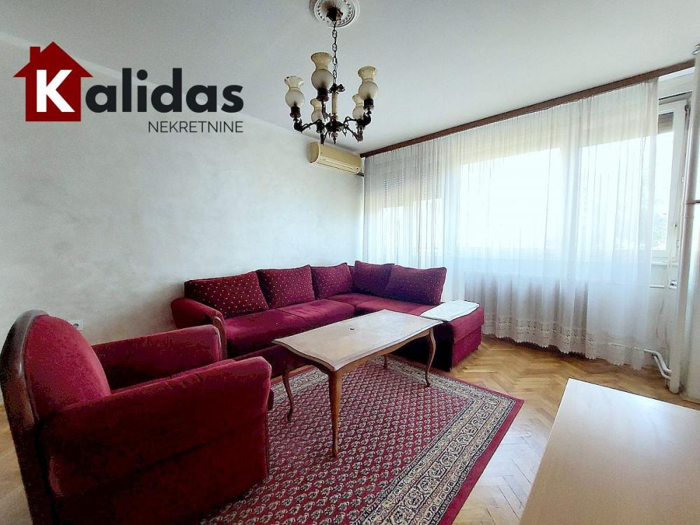 Slika 2 - Stan,NOVI SAD,BULEVAR,kv: 70, € 187460, ID: 1008861