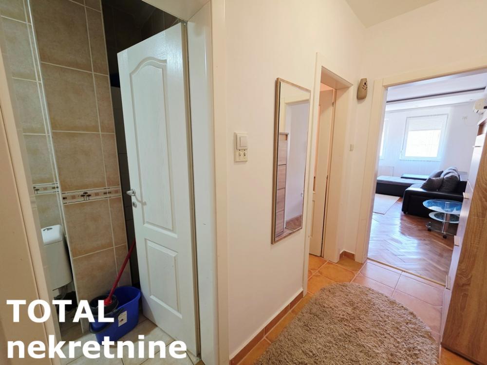 Slika 8 - Stan,NOVI SAD,GRBAVICA,kv: 32.00, € 99000, ID: 1101346