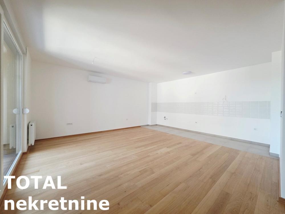 Slika 2 - Stan,NOVI SAD,PODBARA,kv: 109.00, € 360400, ID: 1102555