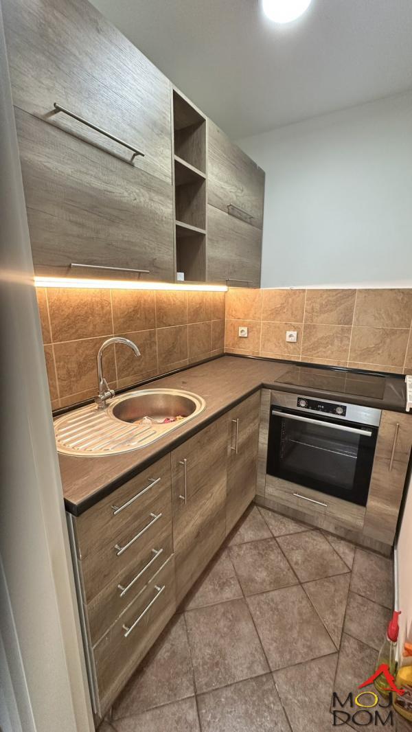 Slika 2 - Stan,NOVI SAD,SAJAM,kv: 40, € 142140, ID: 1032445