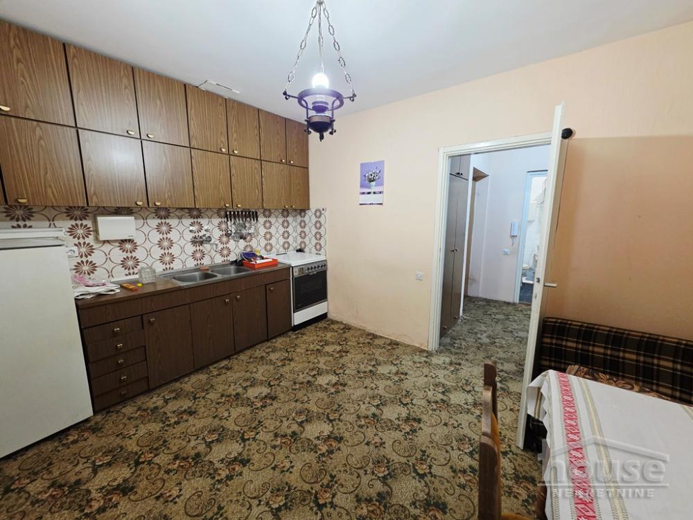 Slika 5 - Stan,NOVI SAD,AVIJACIJA,kv: 63.00, € 144900, ID: 1065966