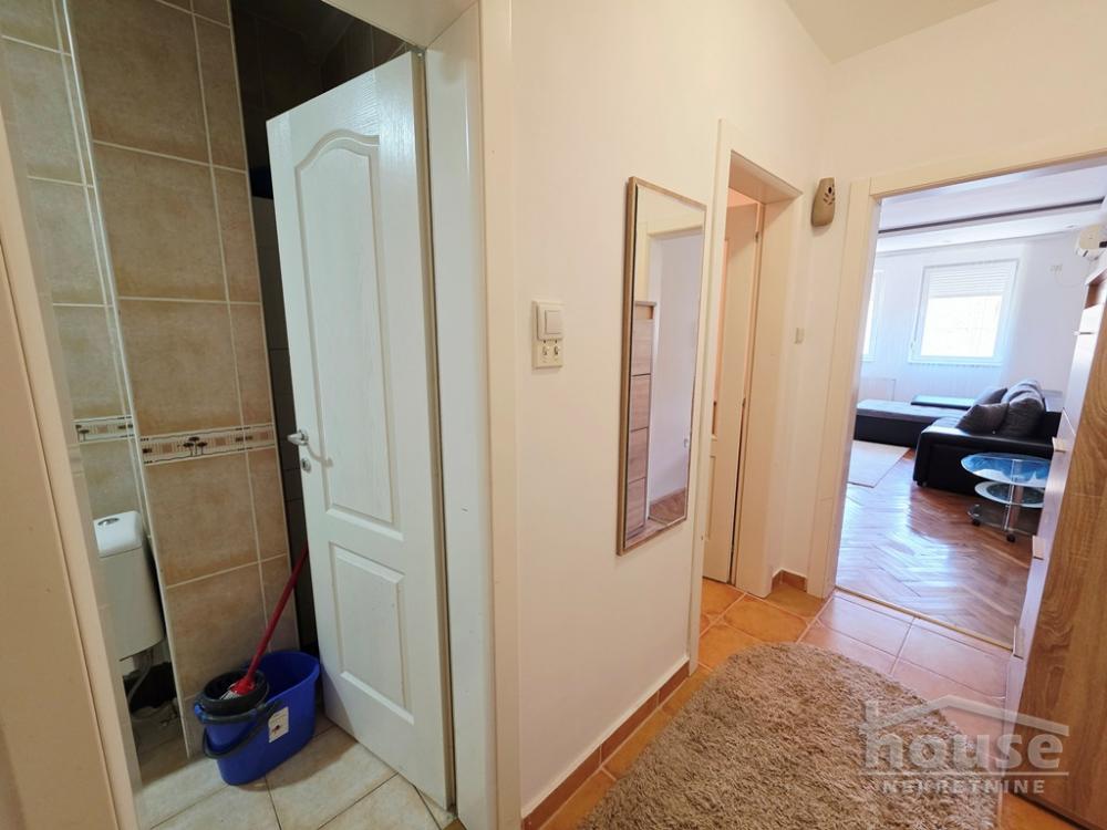 Slika 8 - Stan,NOVI SAD,GRBAVICA,kv: 32.00, € 99000, ID: 1064498