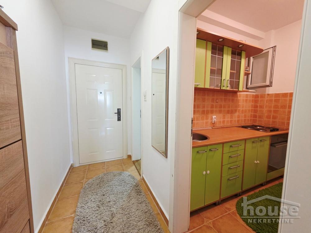 Slika 9 - Stan,NOVI SAD,GRBAVICA,kv: 32.00, € 99000, ID: 1064498