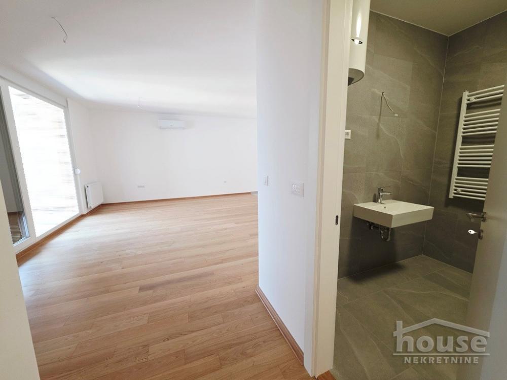 Slika 4 - Stan,NOVI SAD,PODBARA,kv: 109.00, € 360400, ID: 1065707