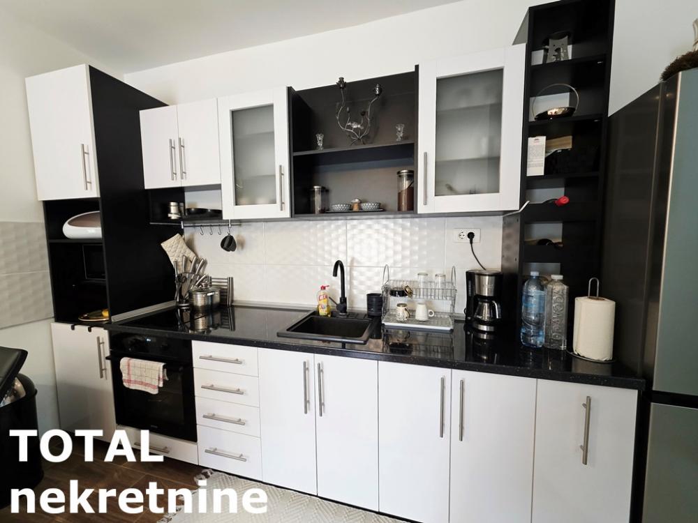 Slika 6 - Stan,NOVI SAD,BULEVAR PATRIJARHA PAVLA,kv: 45.00, € 135000, ID: 1102745