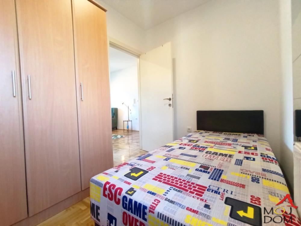 Slika 9 - Stan,NOVI SAD,ADICE,kv: 29, € 90650, ID: 1032441