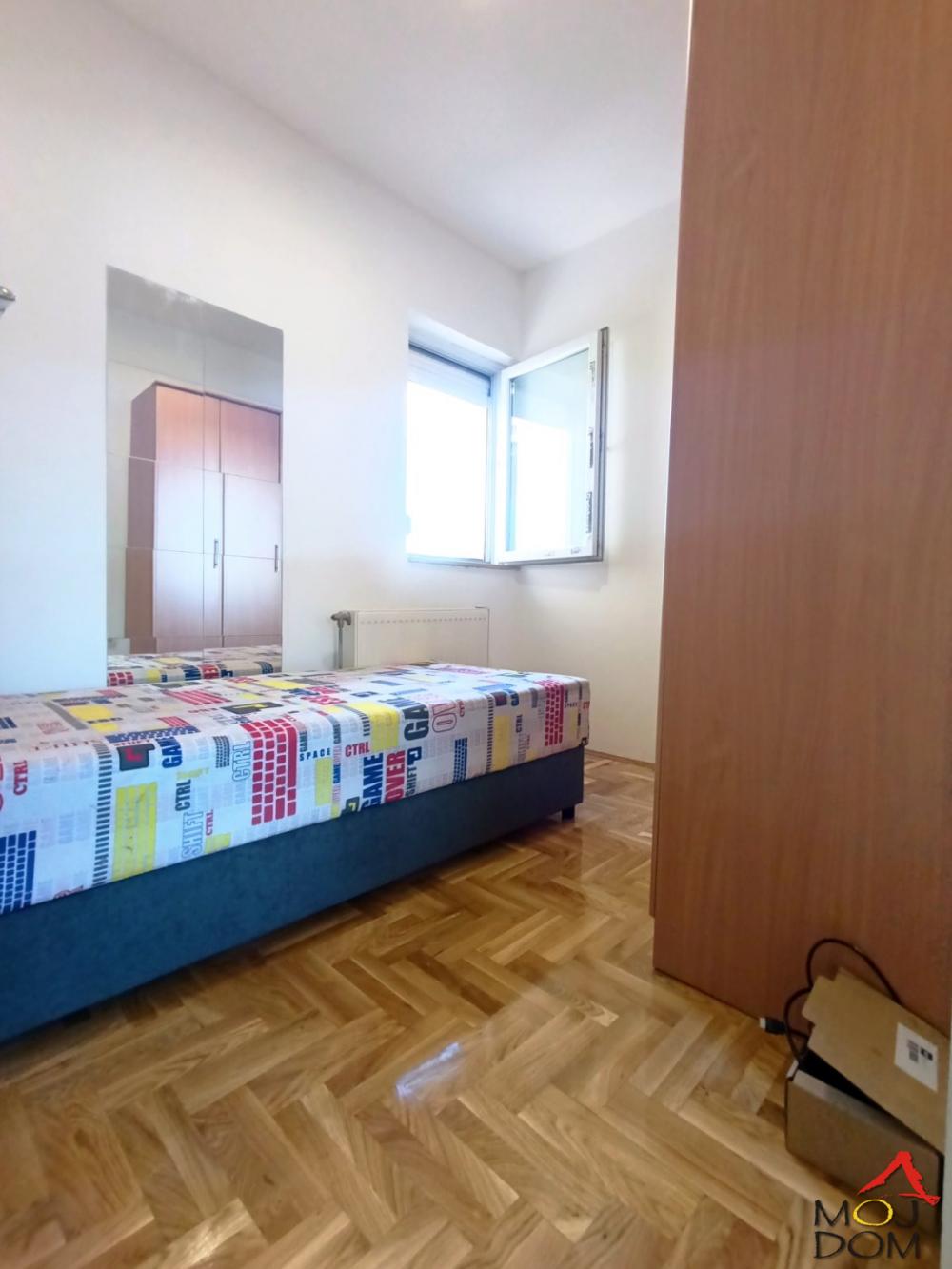 Slika 8 - Stan,NOVI SAD,ADICE,kv: 29, € 90650, ID: 1032441