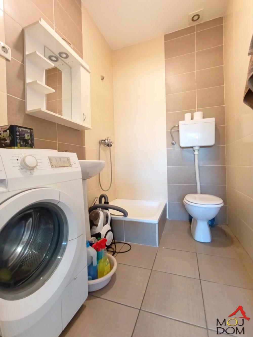 Slika 10 - Stan,NOVI SAD,ADICE,kv: 29, € 90650, ID: 1032441