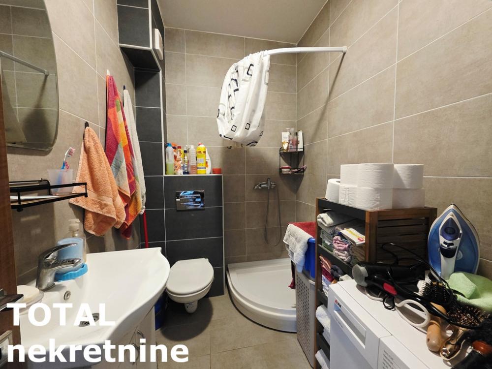 Slika 7 - Stan,NOVI SAD,ADICE,kv: 29.00, € 78000, ID: 1102807