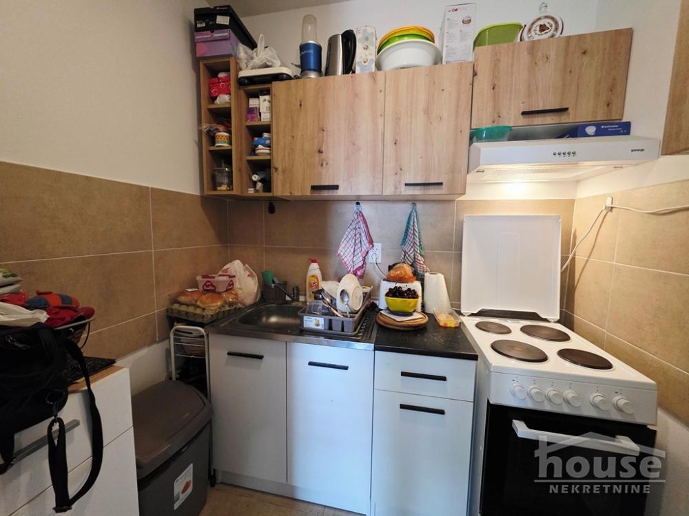 Slika 4 - Stan,NOVI SAD,ADICE,kv: 29.00, € 78000, ID: 1065961