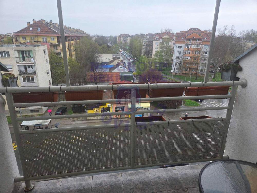 Slika 10 - Odličan petosoban duplex na Novoj Detelinari