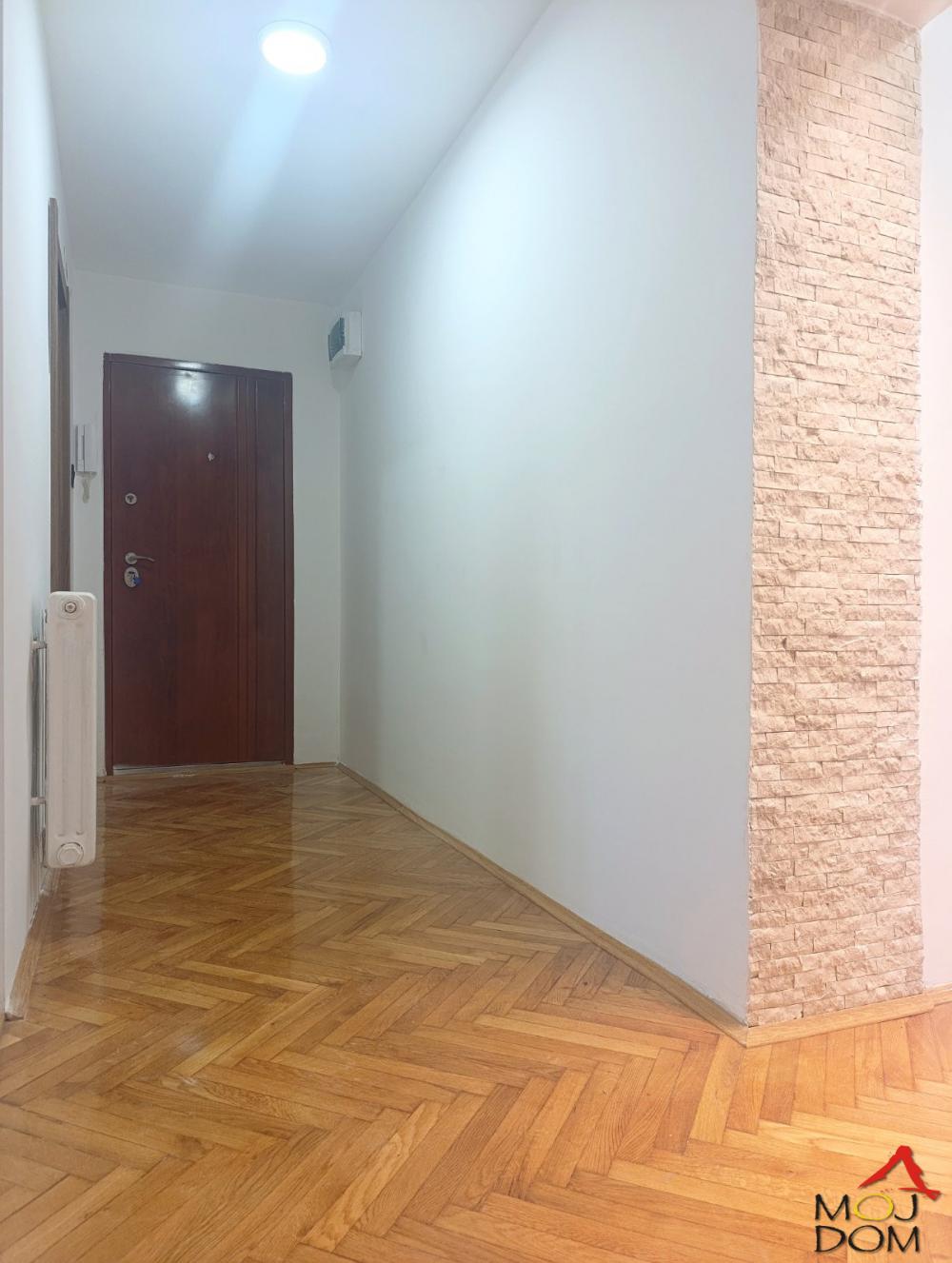 Slika 9 - Stan,NOVI SAD,ADAMOVIĆEVO NASELJE,kv: 57, € 154500, ID: 1032447