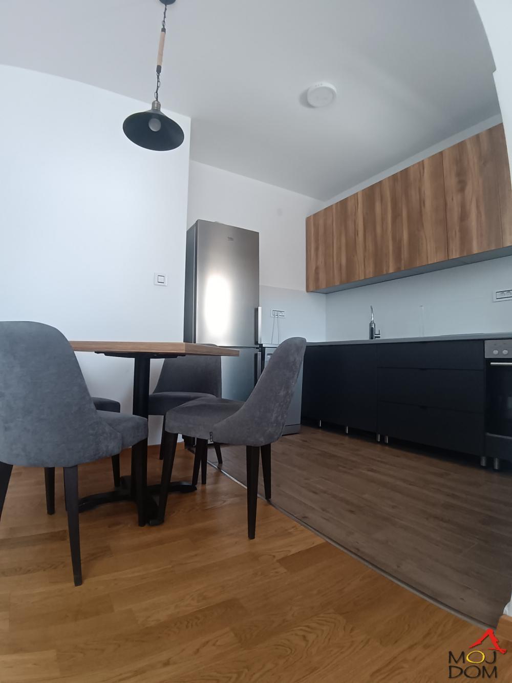 Slika 4 - Stan,NOVI SAD,TELEP,kv: 46, € 148320, ID: 1032411