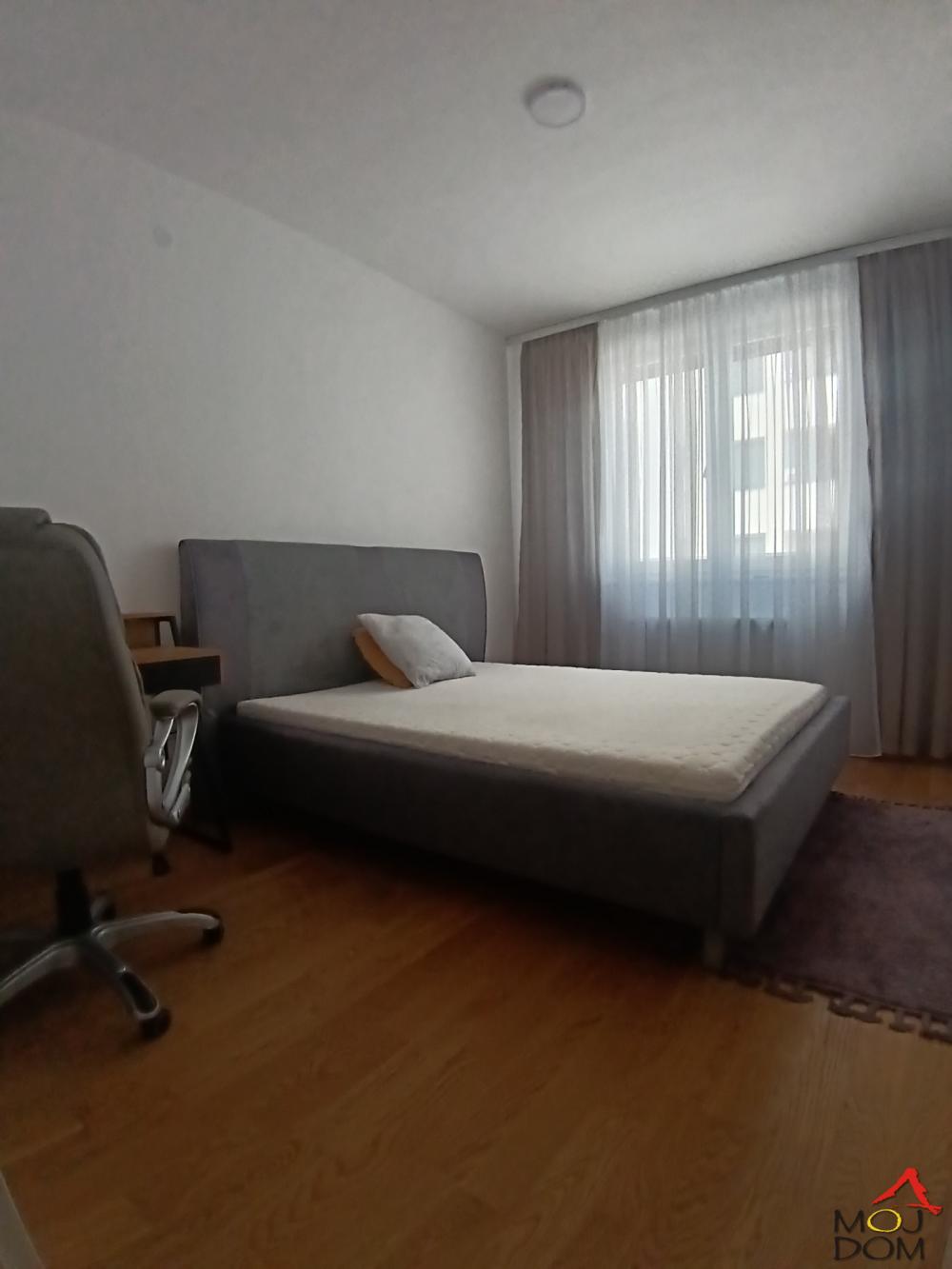 Slika 8 - Stan,NOVI SAD,TELEP,kv: 46, € 148320, ID: 1032411