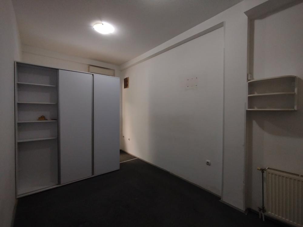 Slika 5 - Stan,NOVI SAD,GRBAVICA,kv: 22.00, € 69900, ID: 1059563