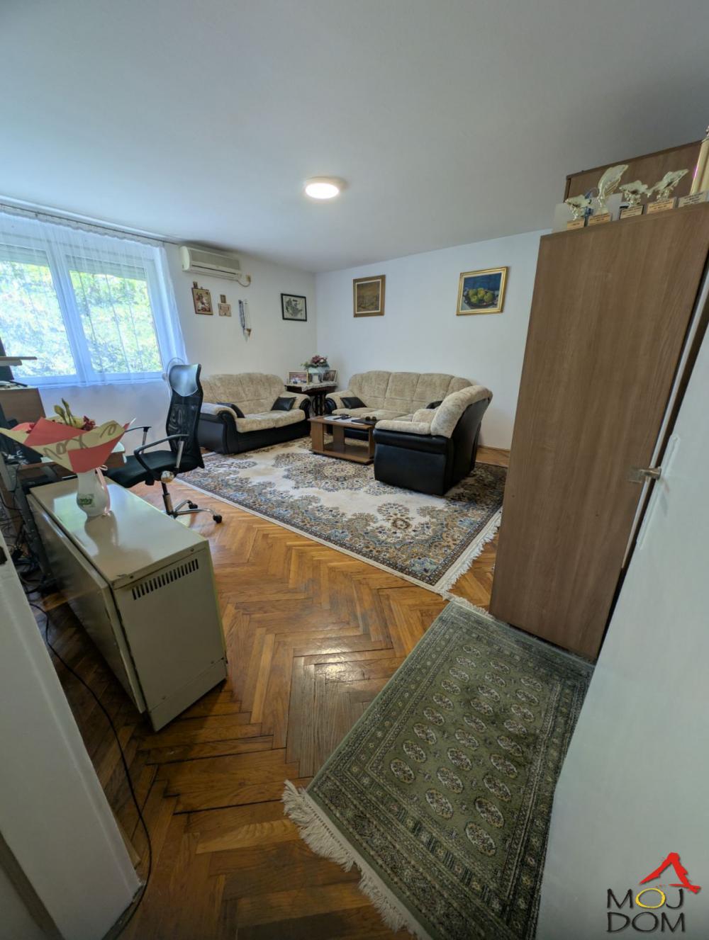 Slika 4 - Stan,NOVI SAD,PODBARA,kv: 70, € 126700, ID: 1032452