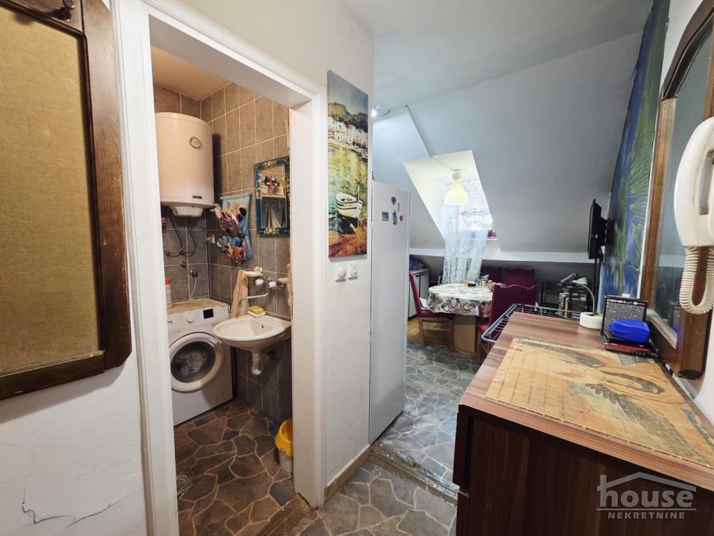 Slika 7 - Stan,NOVI SAD,ADICE,kv: 36.00, € 65000, ID: 1065838