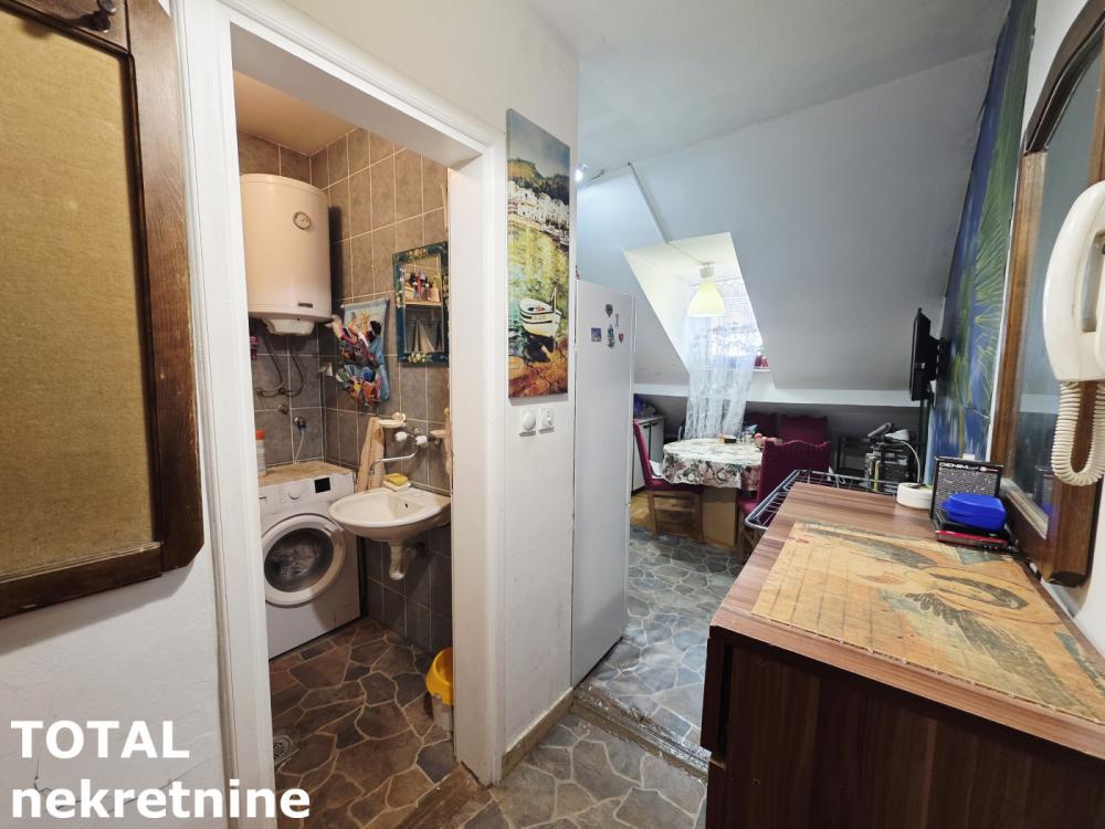 Slika 7 - Stan,NOVI SAD,ADICE,kv: 36.00, € 65000, ID: 1102684